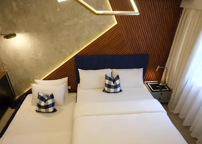 Apartament 2 Private Designer - Same Floor Near It Park With Pool & Gym