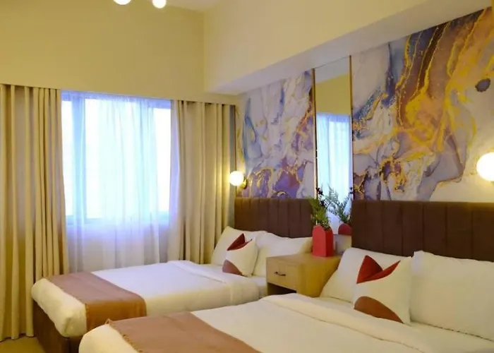 2 Private Designer - Same Floor Near It Park With Pool & Gym * Cebu